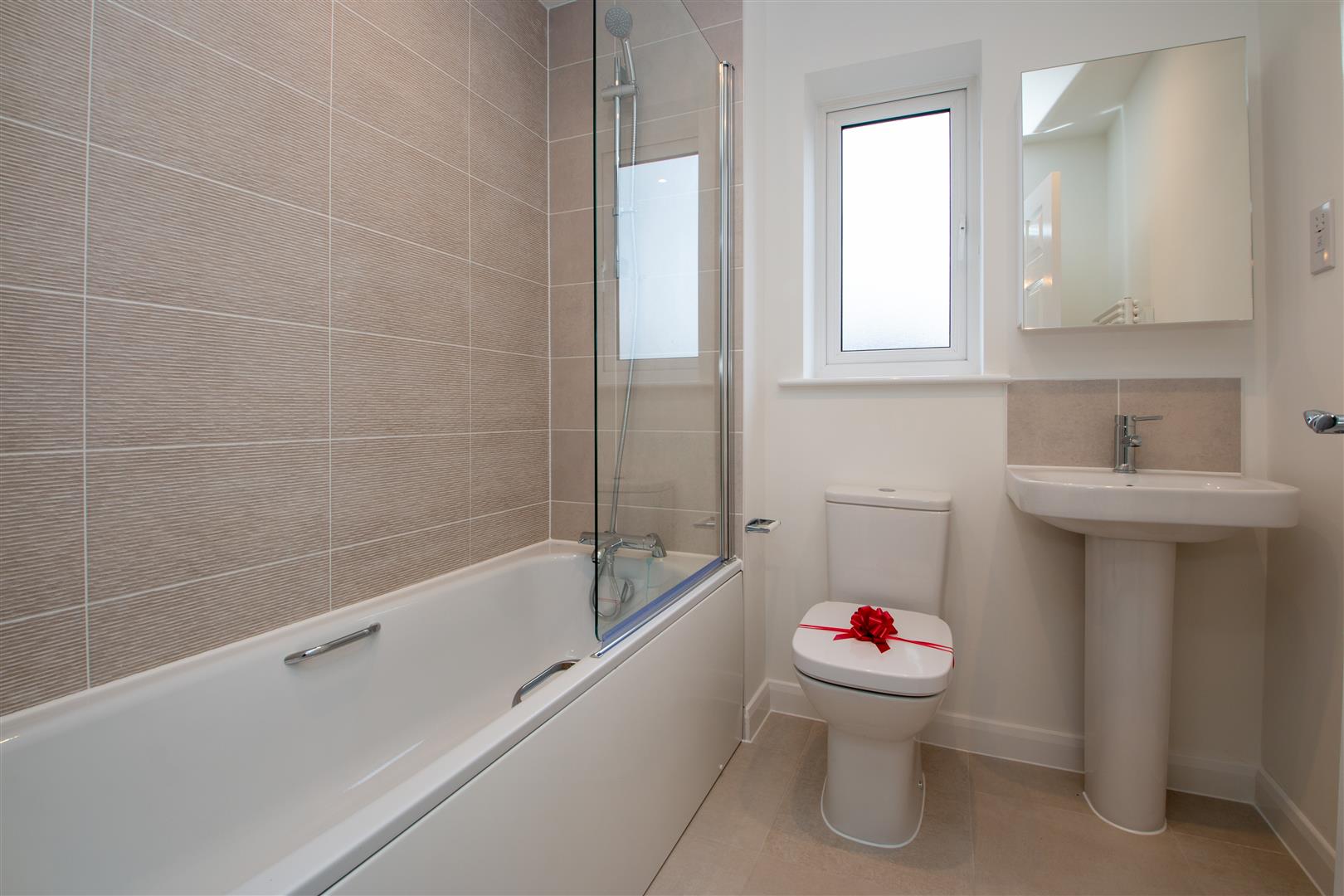 3 bed property in Parda Alpina Drive, Milton Keynes